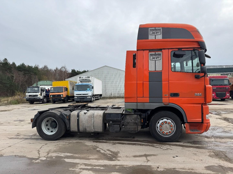 DAF 105 XF 460 Super Space Cab (MANUAL GEARBOX / BOITE MANUELLE) - Vlačilec: slika 4 DAF 105 XF 460 Super Space Cab (MANUAL GEARBOX / BOITE MANUELLE) - Vlačilec: slika 4