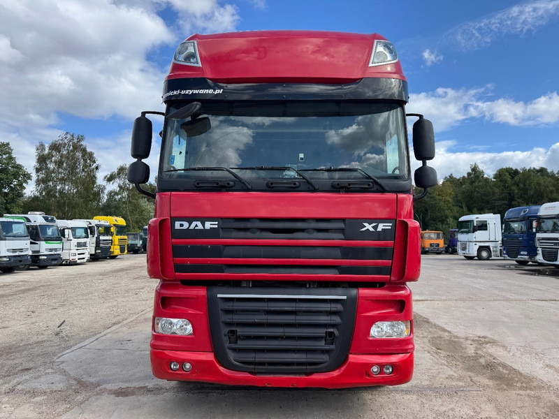 DAF 105 XF 460 Super Space Cab (MANUAL GEARBOX / BOITE MANUELLE / PERFECT / 2013) - Vlačilec: slika 2 DAF 105 XF 460 Super Space Cab (MANUAL GEARBOX / BOITE MANUELLE / PERFECT / 2013) - Vlačilec: slika 2