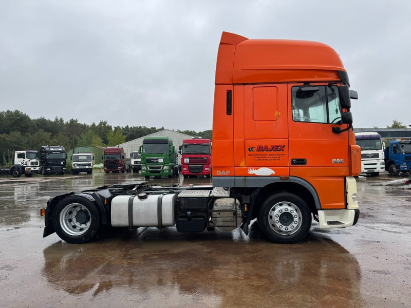 DAF 105 XF 460 Super Space Cab (PERFECT CONDITION / PARFAIT ETAT) - Vlačilec: slika 4 DAF 105 XF 460 Super Space Cab (PERFECT CONDITION / PARFAIT ETAT) - Vlačilec: slika 4