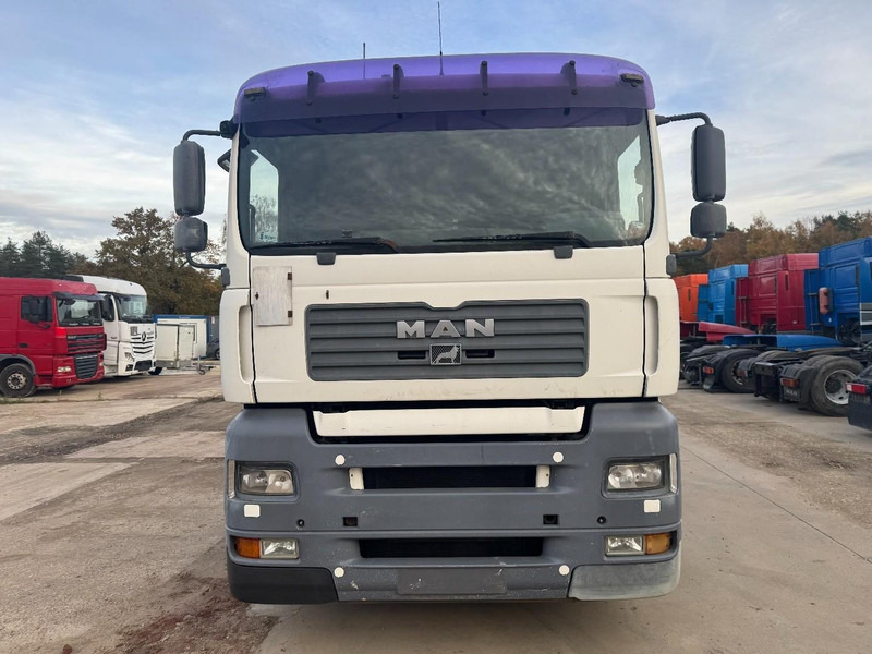 MAN TGA 18.430 (WITH HYDRUALIC PUMP / AVEC POMPE HYDRAULIQUE / PTO) - Vlačilec: slika 2 MAN TGA 18.430 (WITH HYDRUALIC PUMP / AVEC POMPE HYDRAULIQUE / PTO) - Vlačilec: slika 2