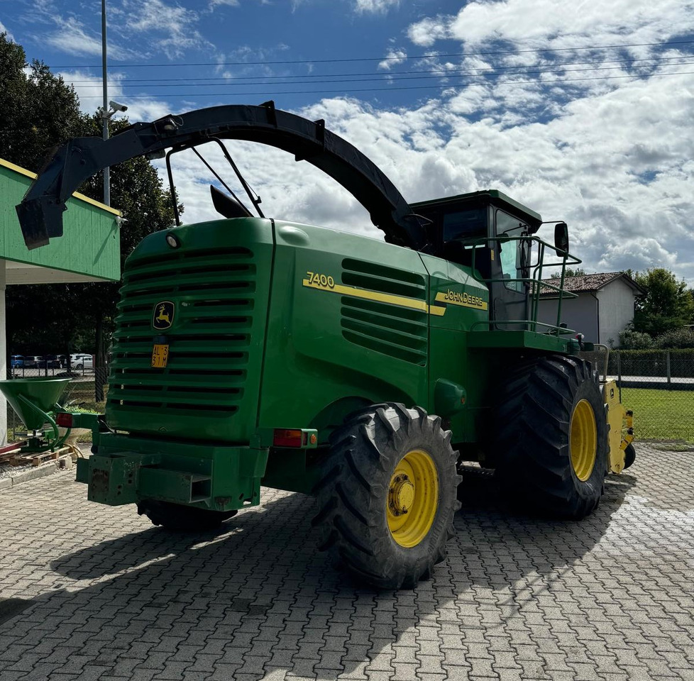 JOHN DEERE TRINCIA 7400 - Kombajn za krmo: slika 3 JOHN DEERE TRINCIA 7400 - Kombajn za krmo: slika 3