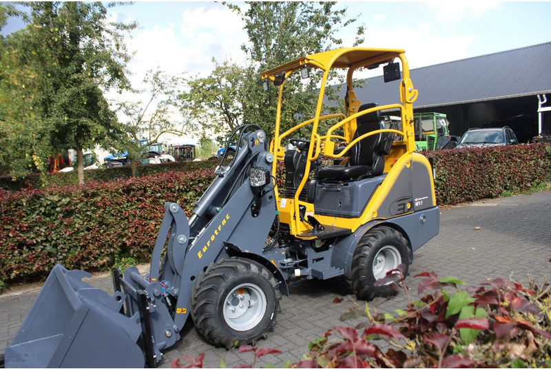 Eurotrac w11 M OOK W12S OP VOORRAAD - Kompaktni nakladalnik na gosenicah: slika 5 Eurotrac w11 M OOK W12S OP VOORRAAD - Kompaktni nakladalnik na gosenicah: slika 5