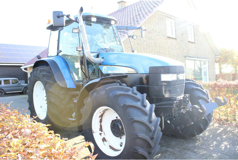 New Holland TM 140 - Traktor: slika 2 New Holland TM 140 - Traktor: slika 2