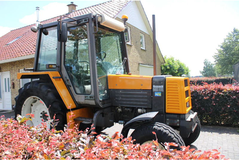 Renault 80-12 - Traktor: slika 1 Renault 80-12 - Traktor: slika 1
