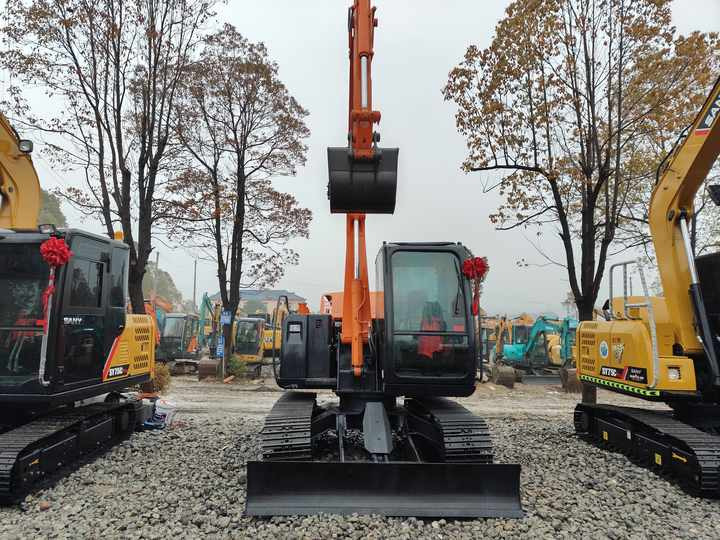 90% New HITACHI ZX70 Used Excavator Mining Construction Excavators, Strong Power, Low Price, and Very Good Quality - Mini bager: slika 2 90% New HITACHI ZX70 Used Excavator Mining Construction Excavators, Strong Power, Low Price, and Very Good Quality - Mini bager: slika 2