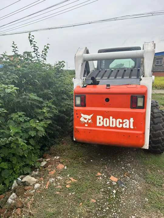 BOBCAT Brand Skid Loader S300 Used Machine Hot Sale - Kolesni nakladalec: slika 5 BOBCAT Brand Skid Loader S300 Used Machine Hot Sale - Kolesni nakladalec: slika 5