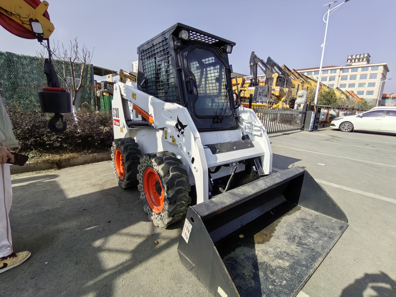 BOBCAT S130 - Mini nakladalec: slika 5 BOBCAT S130 - Mini nakladalec: slika 5