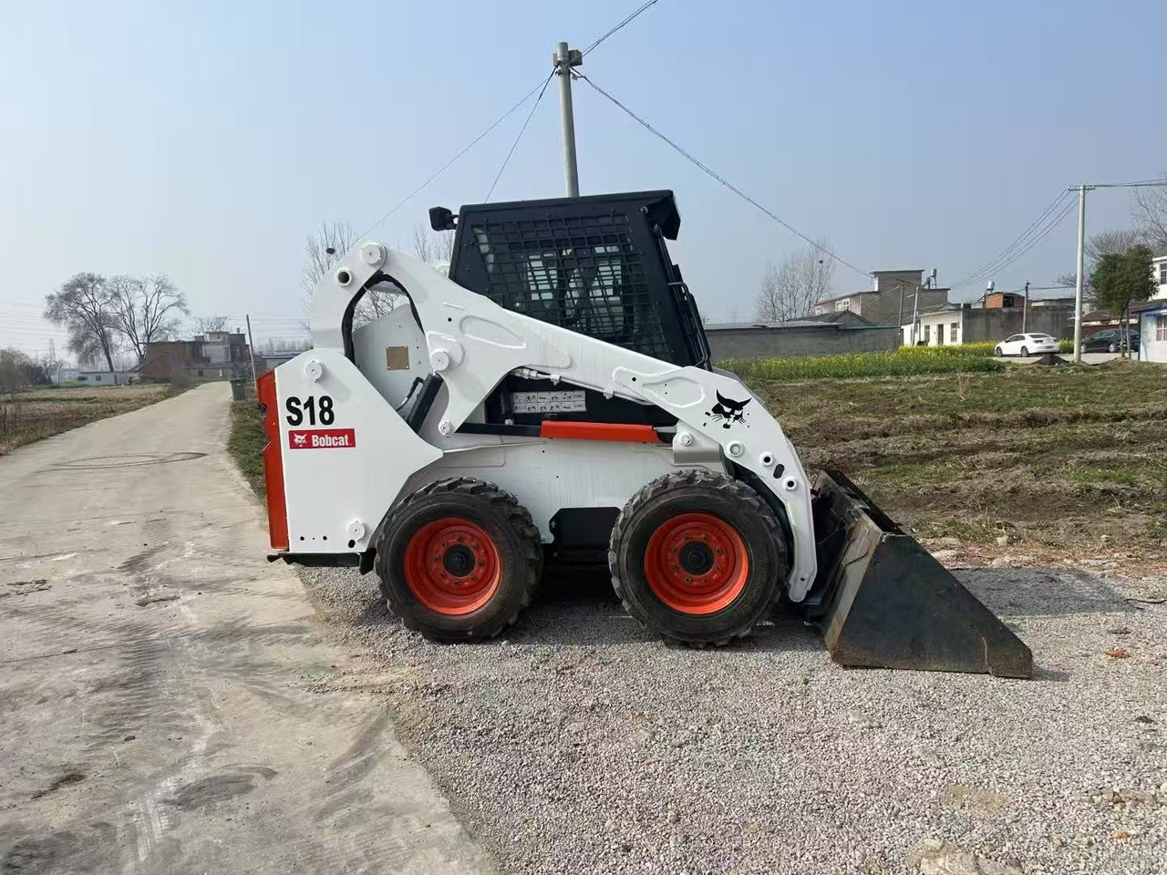 BOBCAT S18 - Mini nakladalec: slika 3 BOBCAT S18 - Mini nakladalec: slika 3