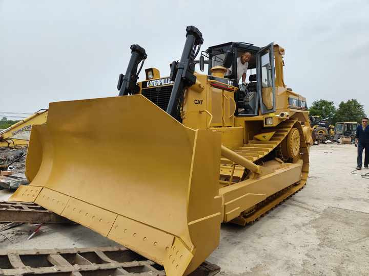 CAT D8R 90% New Bulldozer, Powerful, Low Price, and Very Good Quality - Buldožer: slika 4 CAT D8R 90% New Bulldozer, Powerful, Low Price, and Very Good Quality - Buldožer: slika 4