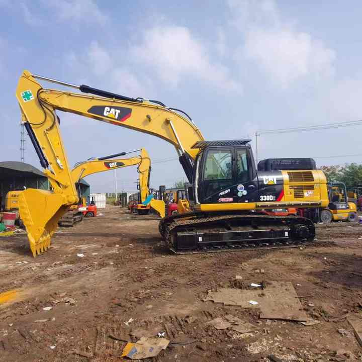 CAT second-hand 330D excavator sold at low price and in very good condition Japanese original hydraulic crawler excavator - Bager: slika 4 CAT second-hand 330D excavator sold at low price and in very good condition Japanese original hydraulic crawler excavator - Bager: slika 4