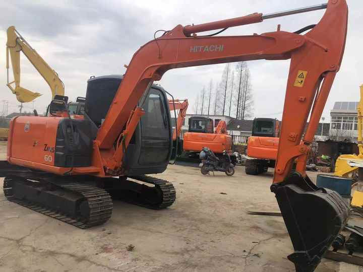 Cheap Price Hitachi ZX60 Used Excavator for Sale Used 6 Tons Hitachi Mini Excavator with Good Performance - Bager: slika 5 Cheap Price Hitachi ZX60 Used Excavator for Sale Used 6 Tons Hitachi Mini Excavator with Good Performance - Bager: slika 5
