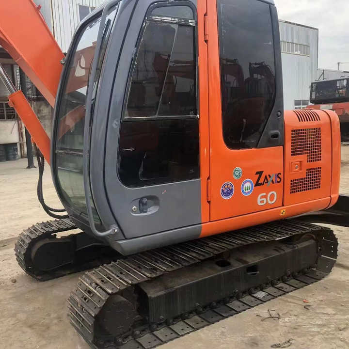Cheap Price Hitachi ZX60 Used Excavator for Sale Used 6 Tons Hitachi Mini Excavator with Good Performance - Bager: slika 1 Cheap Price Hitachi ZX60 Used Excavator for Sale Used 6 Tons Hitachi Mini Excavator with Good Performance - Bager: slika 1