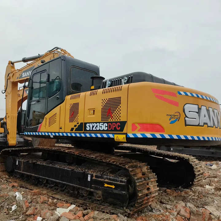 China Brand Used Sany Sy235c Mini Excavator 6ton Crawler Earth Digger Machine for Sale - Bager goseničar: slika 1 China Brand Used Sany Sy235c Mini Excavator 6ton Crawler Earth Digger Machine for Sale - Bager goseničar: slika 1