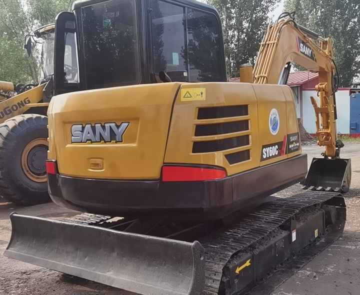 China Brand Used Sany Sy60c Mini Excavator 6ton Crawler Earth Digger Machine for Sale - Bager goseničar: slika 4 China Brand Used Sany Sy60c Mini Excavator 6ton Crawler Earth Digger Machine for Sale - Bager goseničar: slika 4