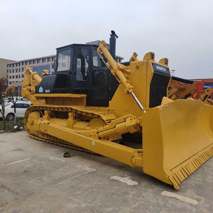 China Famous Brand Shantui Used Sahntui Sd32 Crawler Bulldozer Superior Performance Strong Power Low Price for Sale - Buldožer: slika 5 China Famous Brand Shantui Used Sahntui Sd32 Crawler Bulldozer Superior Performance Strong Power Low Price for Sale - Buldožer: slika 5