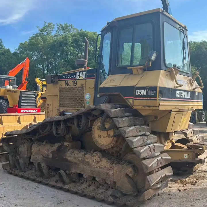 Good Condition D5M Mini Bulldozer New Crawler Bulldozer with Parts Price Bulldozers - Buldožer: slika 5 Good Condition D5M Mini Bulldozer New Crawler Bulldozer with Parts Price Bulldozers - Buldožer: slika 5
