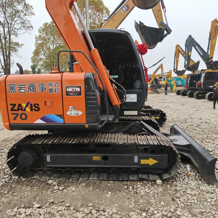 HITACHI ZX70 Original Japan Surplus Hitachi ZX70 for Sale - Bager goseničar: slika 2 HITACHI ZX70 Original Japan Surplus Hitachi ZX70 for Sale - Bager goseničar: slika 2
