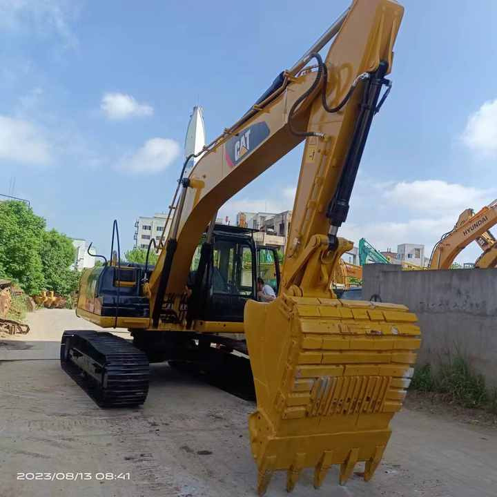 Hot Deal! Used Cat 320D Excavator | Low Hours, Well-Maintained, Ready to Work! - Bager: slika 2 Hot Deal! Used Cat 320D Excavator | Low Hours, Well-Maintained, Ready to Work! - Bager: slika 2
