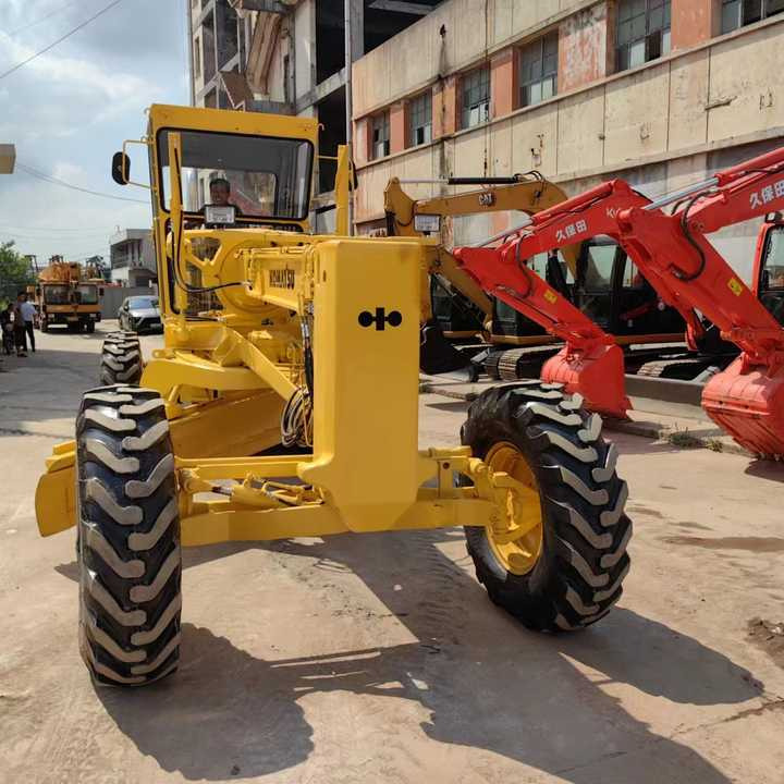 Japan Komatsu GD511 Motor Grader Cheap Price Komatsu Road Grader GD511 Good Condition in China - Greder: slika 4 Japan Komatsu GD511 Motor Grader Cheap Price Komatsu Road Grader GD511 Good Condition in China - Greder: slika 4