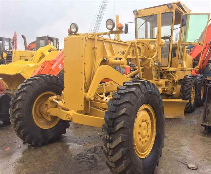 Japan Original Used Komatsu GD661A-1 Motor Grader GD661 in Condition - Greder: slika 1 Japan Original Used Komatsu GD661A-1 Motor Grader GD661 in Condition - Greder: slika 1
