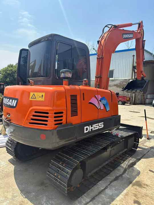 Low Shipping Used Excavator Doosan DH55 Good Condition with Low Hours - Bager: slika 2 Low Shipping Used Excavator Doosan DH55 Good Condition with Low Hours - Bager: slika 2