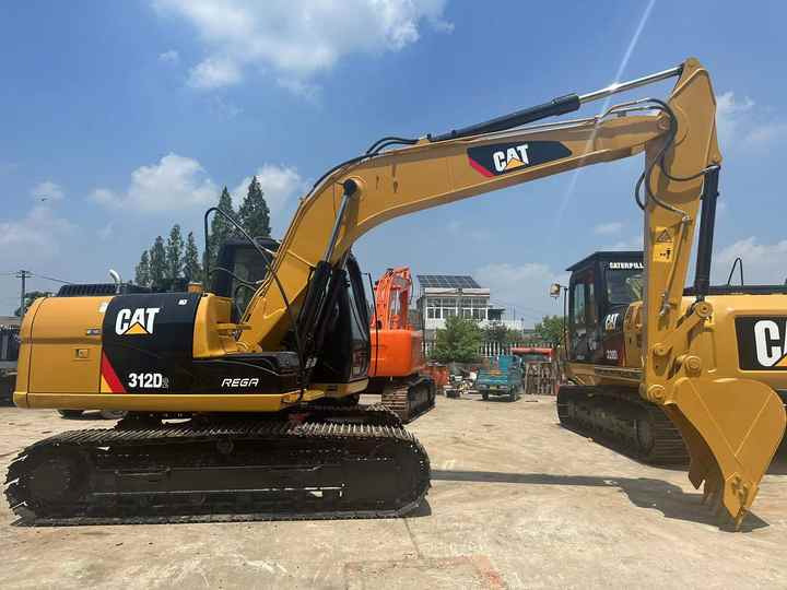 Low Working Time CAT 312D2 Excavator Caterpillar Used 15ton Cat312D2 No Reviews yet - Bager goseničar: slika 2 Low Working Time CAT 312D2 Excavator Caterpillar Used 15ton Cat312D2 No Reviews yet - Bager goseničar: slika 2