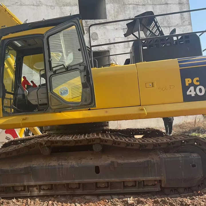 Middle Size Good Condition Used komatsu Pc400-7 Excavator Used komatsu Pc400-7 Excavator in China for Sale - Bager: slika 1 Middle Size Good Condition Used komatsu Pc400-7 Excavator Used komatsu Pc400-7 Excavator in China for Sale - Bager: slika 1