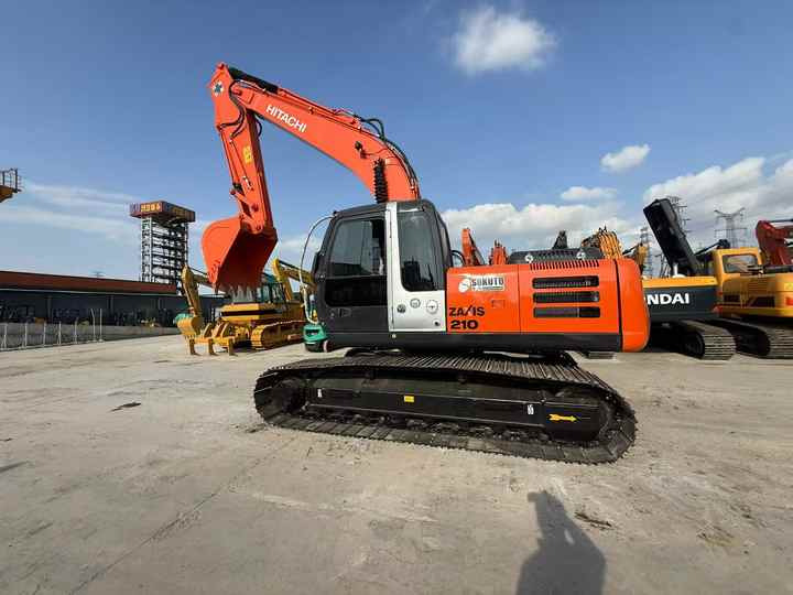 Original Used Hitachi Zx210-3G Excavator 21 Ton Large Excavator Digger With Cheap Price - Bager goseničar: slika 4 Original Used Hitachi Zx210-3G Excavator 21 Ton Large Excavator Digger With Cheap Price - Bager goseničar: slika 4