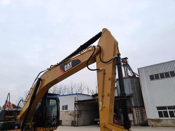 Second Hand Excavator 330D Used Low Price Caterpillar CAT 312D 315D 320D 325D in Good Condition - Bager goseničar: slika 5 Second Hand Excavator 330D Used Low Price Caterpillar CAT 312D 315D 320D 325D in Good Condition - Bager goseničar: slika 5