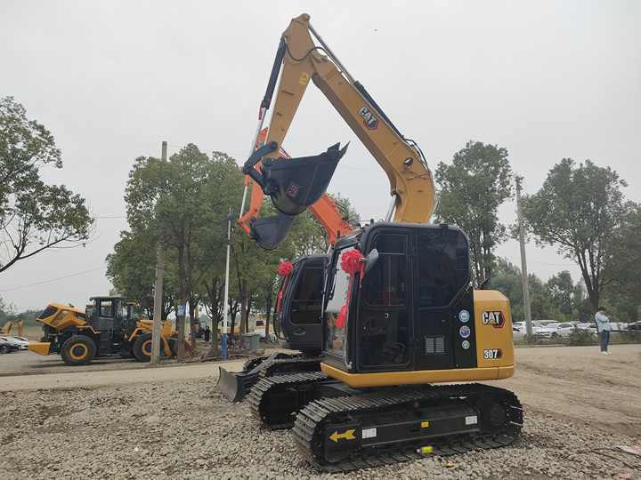 Used CAT 307E Crawler Excavator for Sale Used Engineering & Construction Machinery - Bager: slika 2 Used CAT 307E Crawler Excavator for Sale Used Engineering & Construction Machinery - Bager: slika 2