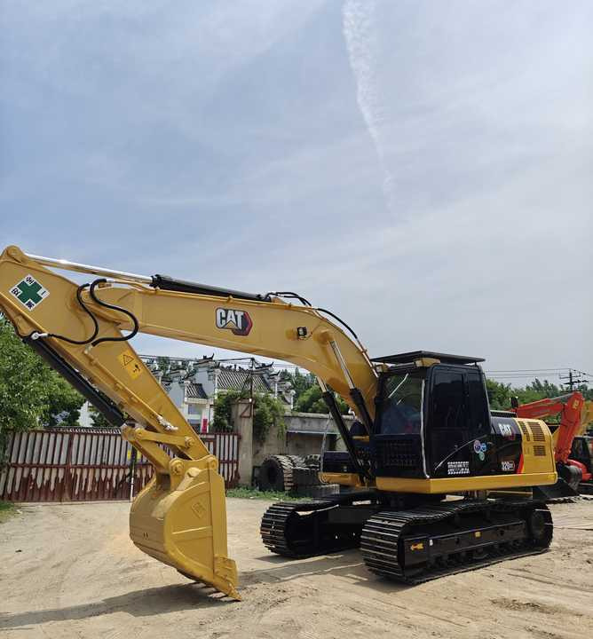 Used Digger CAT 320GC Construction Machinery Construction Digger Used CAT 320GC Cheap Excavator - Bager goseničar: slika 5 Used Digger CAT 320GC Construction Machinery Construction Digger Used CAT 320GC Cheap Excavator - Bager goseničar: slika 5