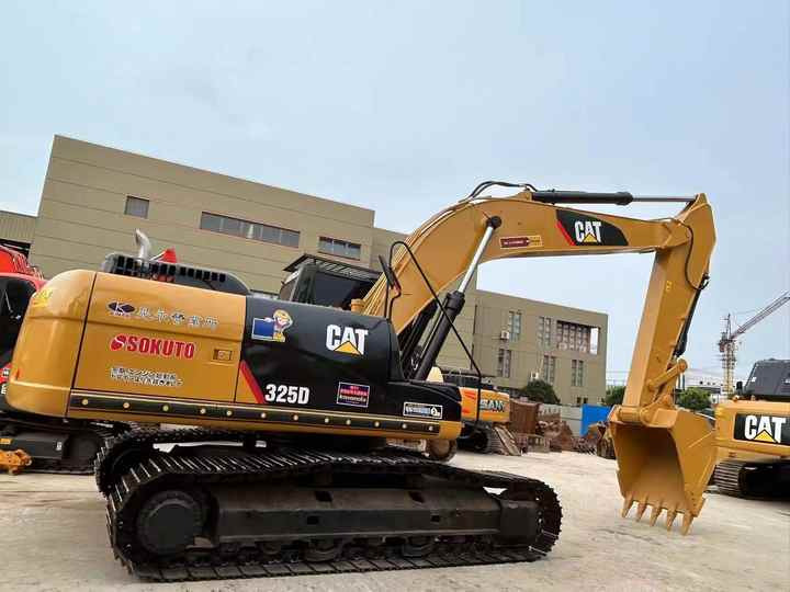 Used Digger CAT 325D Construction Machinery Construction Digger Used CAT 325D Cheap Excavator - Bager goseničar: slika 3 Used Digger CAT 325D Construction Machinery Construction Digger Used CAT 325D Cheap Excavator - Bager goseničar: slika 3