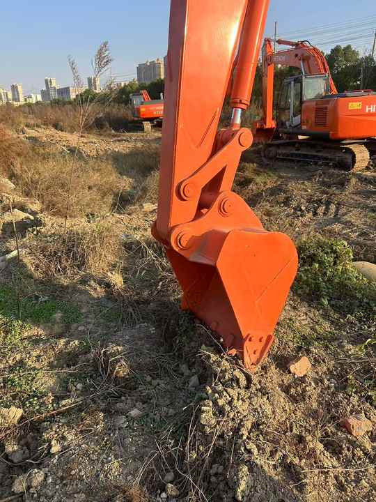 Used HITACHI ZX70 Model Mini Excavator Second Hand Machine Popular Brand Japan Hitachi Hydraulic Machinery - Mini bager: slika 3 Used HITACHI ZX70 Model Mini Excavator Second Hand Machine Popular Brand Japan Hitachi Hydraulic Machinery - Mini bager: slika 3