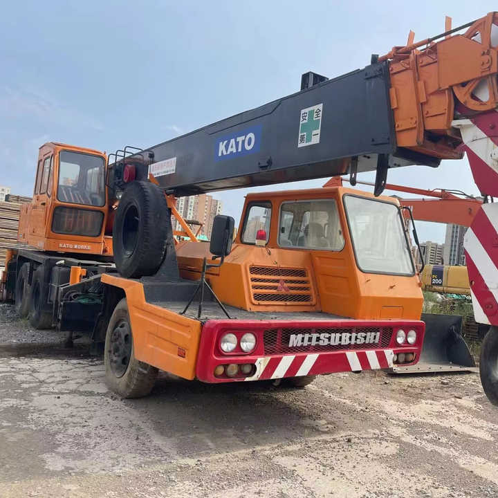 Used Heavy Construction Equipment kato 25 Tons Second Hand Mobile Crane Used Machine Hot Sale - Avtodvigalo: slika 1 Used Heavy Construction Equipment kato 25 Tons Second Hand Mobile Crane Used Machine Hot Sale - Avtodvigalo: slika 1