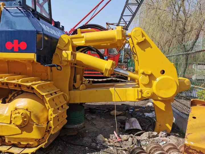 Used Komatsu Bulldozer D155A Strong Power Komatsu D155A Track Dozer for Sale - Buldožer: slika 5 Used Komatsu Bulldozer D155A Strong Power Komatsu D155A Track Dozer for Sale - Buldožer: slika 5