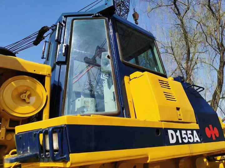 Used Komatsu Bulldozer D155A Strong Power Komatsu D155A Track Dozer for Sale - Buldožer: slika 3 Used Komatsu Bulldozer D155A Strong Power Komatsu D155A Track Dozer for Sale - Buldožer: slika 3