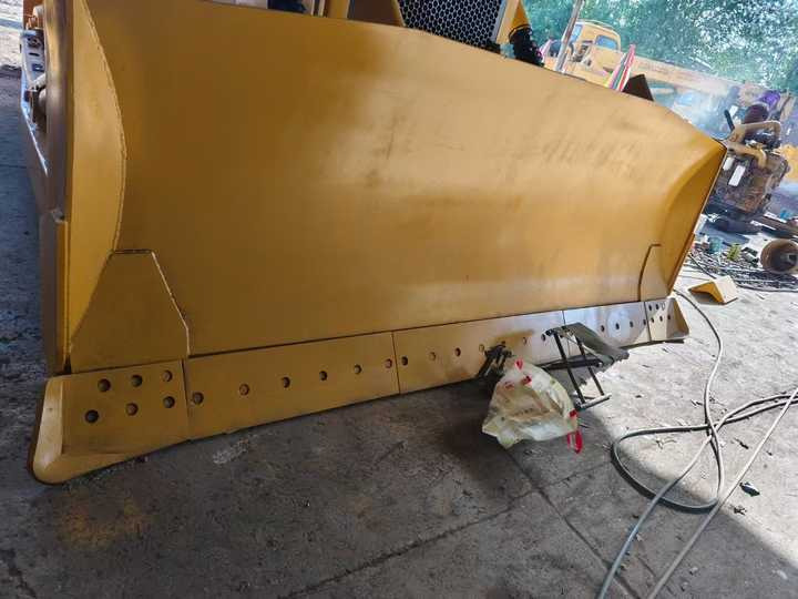 Used ShanTui Brand Sd22. Used Bulldozer SD22 Earth-Moving Machinery Crawler Bulldozer for Promotion Sale Cheap Price - Buldožer: slika 4 Used ShanTui Brand Sd22. Used Bulldozer SD22 Earth-Moving Machinery Crawler Bulldozer for Promotion Sale Cheap Price - Buldožer: slika 4