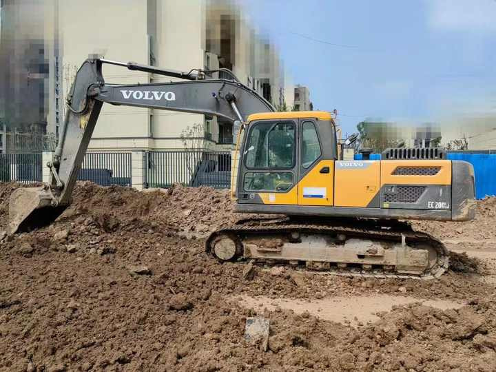 Used Volvo Brand Original EC200B Model Excavator with Good Working Condition for Sale - Bager goseničar: slika 3 Used Volvo Brand Original EC200B Model Excavator with Good Working Condition for Sale - Bager goseničar: slika 3