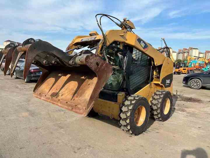 Used Wheel Loader CAT246C Caterpillar 246C Mini Wheel Skid Steer Loader in Stock - Mini nakladalec: slika 3 Used Wheel Loader CAT246C Caterpillar 246C Mini Wheel Skid Steer Loader in Stock - Mini nakladalec: slika 3