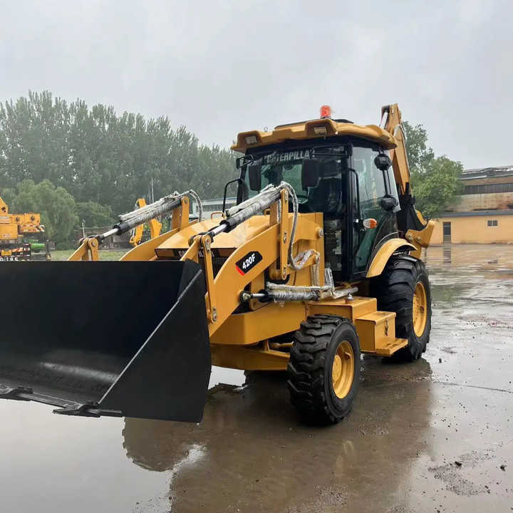 Used Wheel Loader CAT420F Caterpillar 420F Construction Machinery Mini Wheel Skid Steer Loader in Stock - Bager nakladalec: slika 1 Used Wheel Loader CAT420F Caterpillar 420F Construction Machinery Mini Wheel Skid Steer Loader in Stock - Bager nakladalec: slika 1