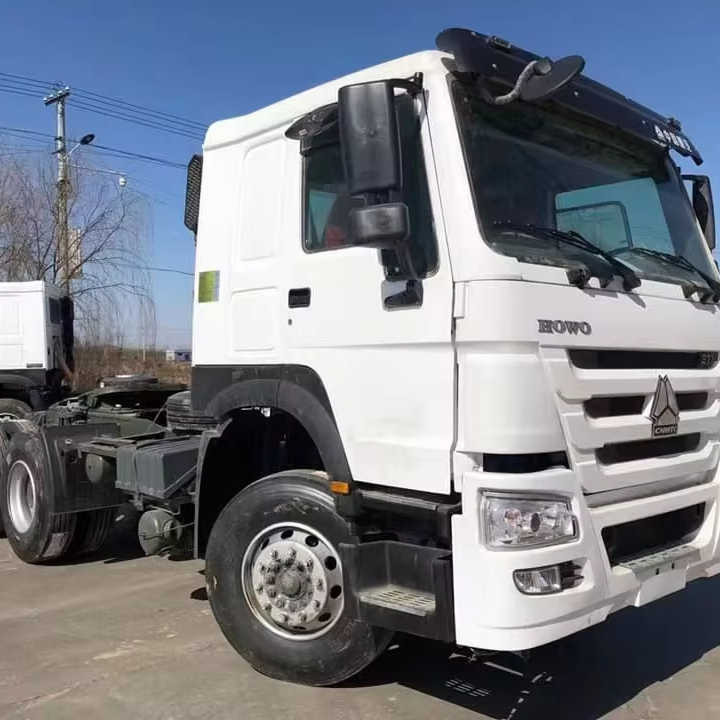 Used HOWO Truck Head Semi-trailer Head Trailer Head - Vlačilec: slika 1 Used HOWO Truck Head Semi-trailer Head Trailer Head - Vlačilec: slika 1