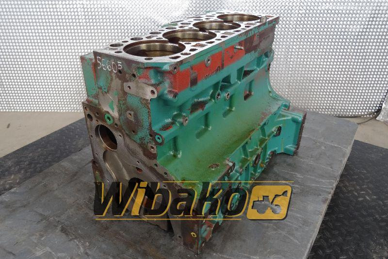 Crankcase for engine Volvo D5F 04915944 - Karter za Gradbeni stroj: slika 1 Crankcase for engine Volvo D5F 04915944 - Karter za Gradbeni stroj: slika 1