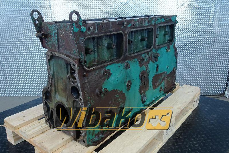 Crankcase for engine Volvo TD103 479650 - Karter za Gradbeni stroj: slika 1 Crankcase for engine Volvo TD103 479650 - Karter za Gradbeni stroj: slika 1