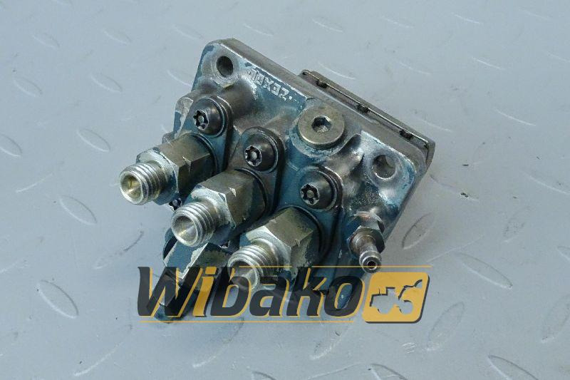 Injection pump for engine Kubota D722 16006-51012 - Črpalka za gorivo za Kmetijski stroj: slika 1 Injection pump for engine Kubota D722 16006-51012 - Črpalka za gorivo za Kmetijski stroj: slika 1