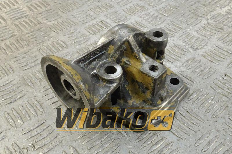 Oil filter bracket Caterpillar 3773P311 - Oljni filter za Gradbeni stroj: slika 1 Oil filter bracket Caterpillar 3773P311 - Oljni filter za Gradbeni stroj: slika 1