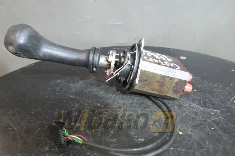 Volvo EC340 - Hidravlični ventil za Gradbeni stroj: slika 1 Volvo EC340 - Hidravlični ventil za Gradbeni stroj: slika 1