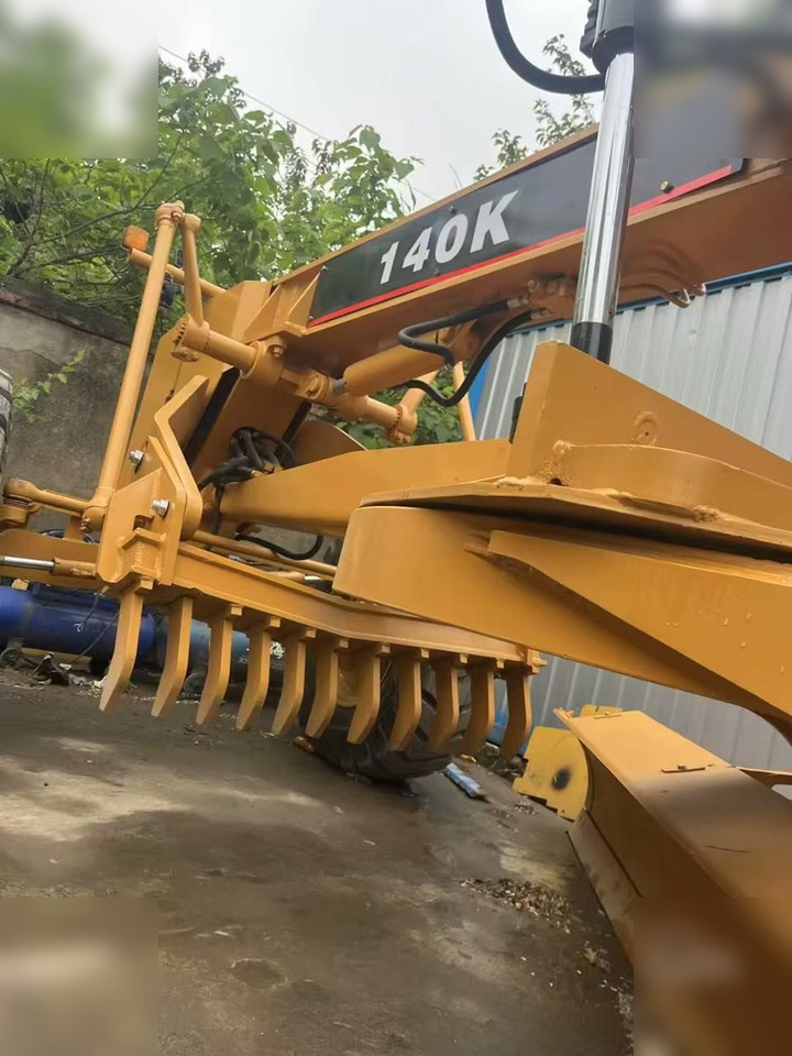 Greder CATERPILLAR 140K: slika 18