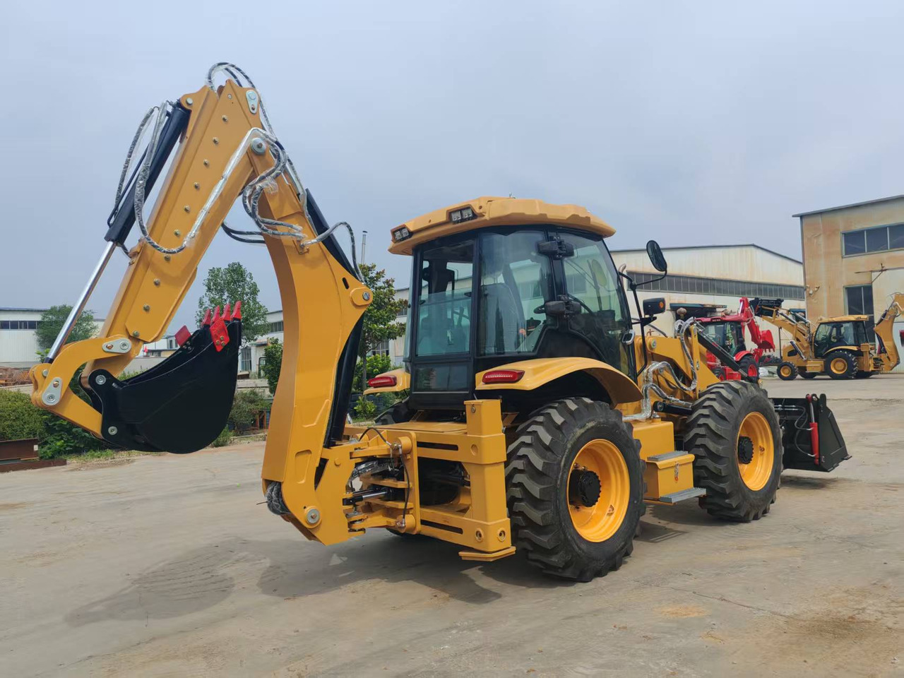 CATERPILLAR 4CX - Bager na kolesih: slika 4 CATERPILLAR 4CX - Bager na kolesih: slika 4