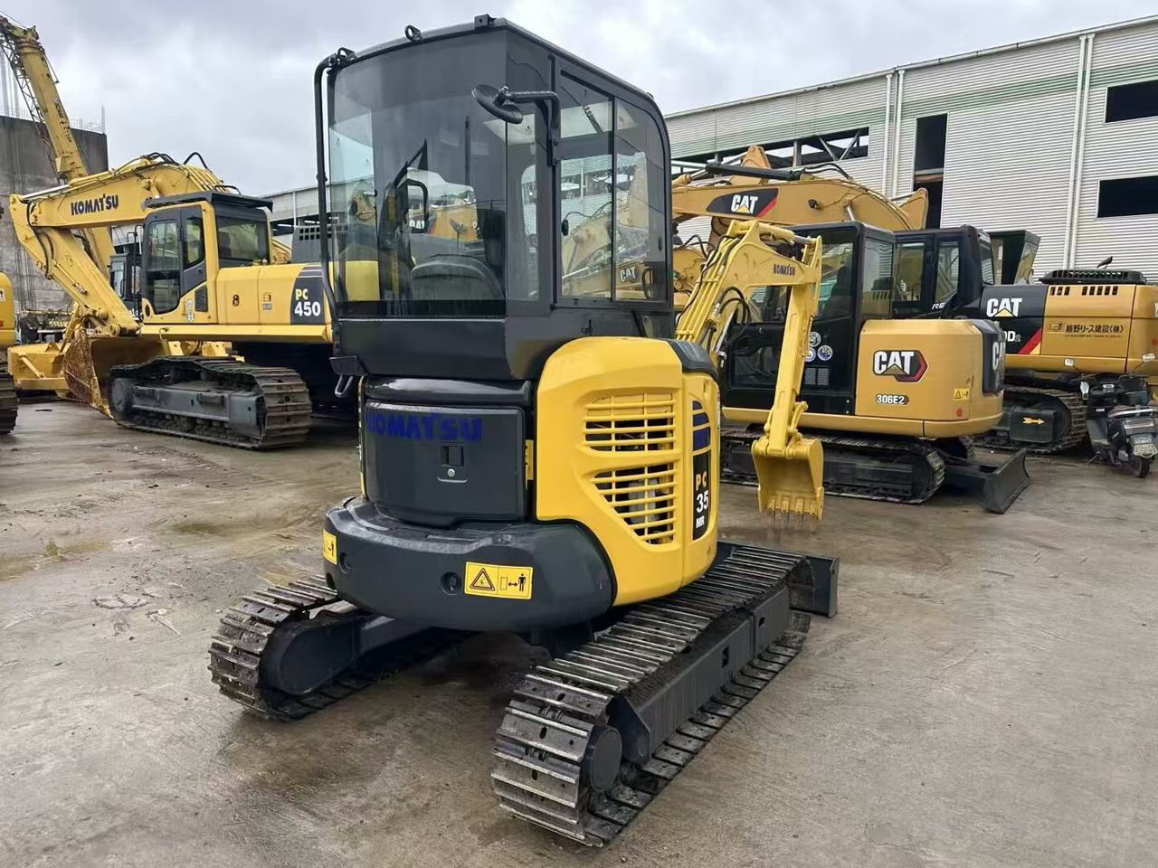 KOMATSU 35MR - Mini bager: slika 2 KOMATSU 35MR - Mini bager: slika 2