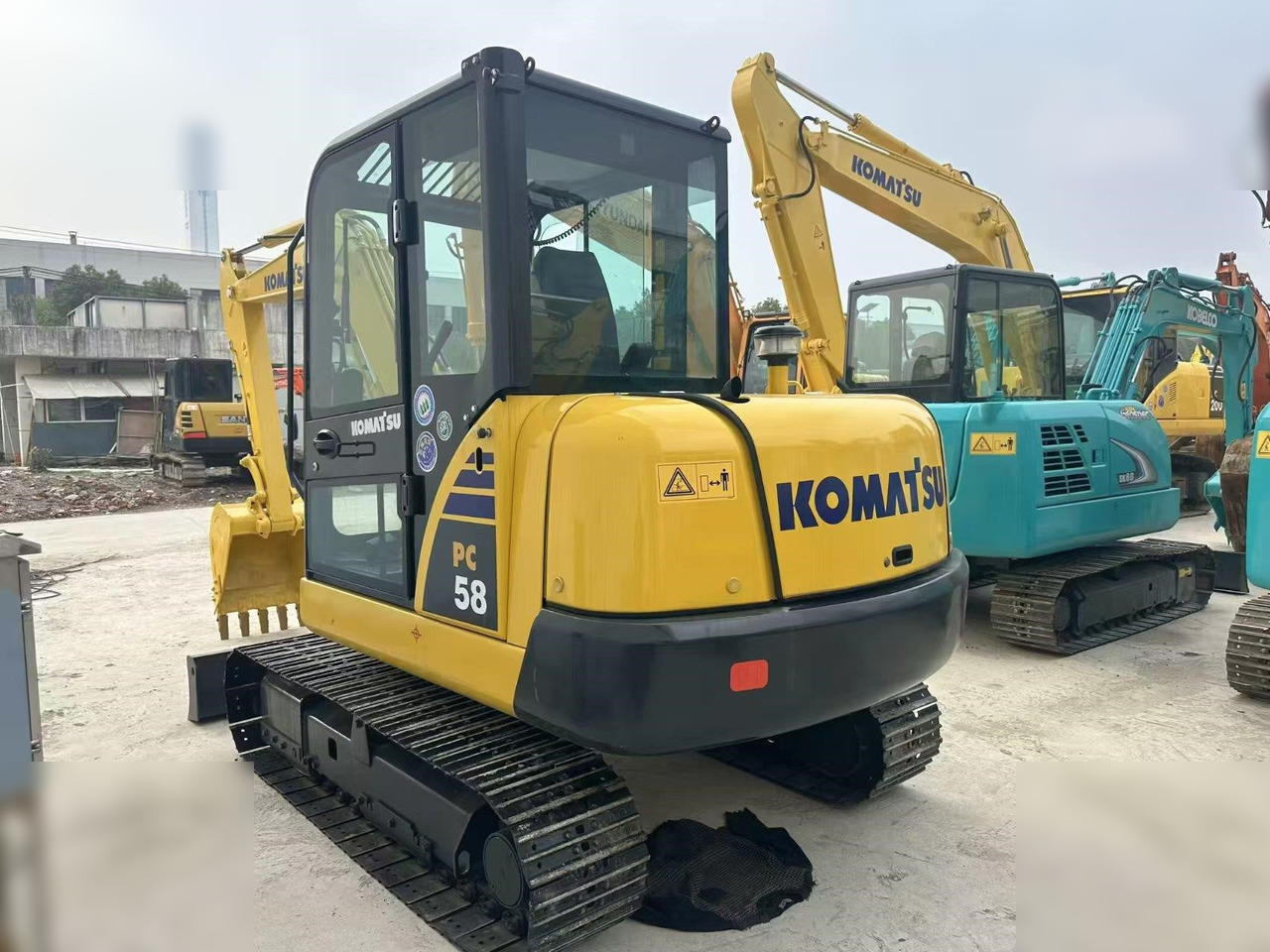 KOMATSU PC56-7 - Mini bager: slika 2 KOMATSU PC56-7 - Mini bager: slika 2